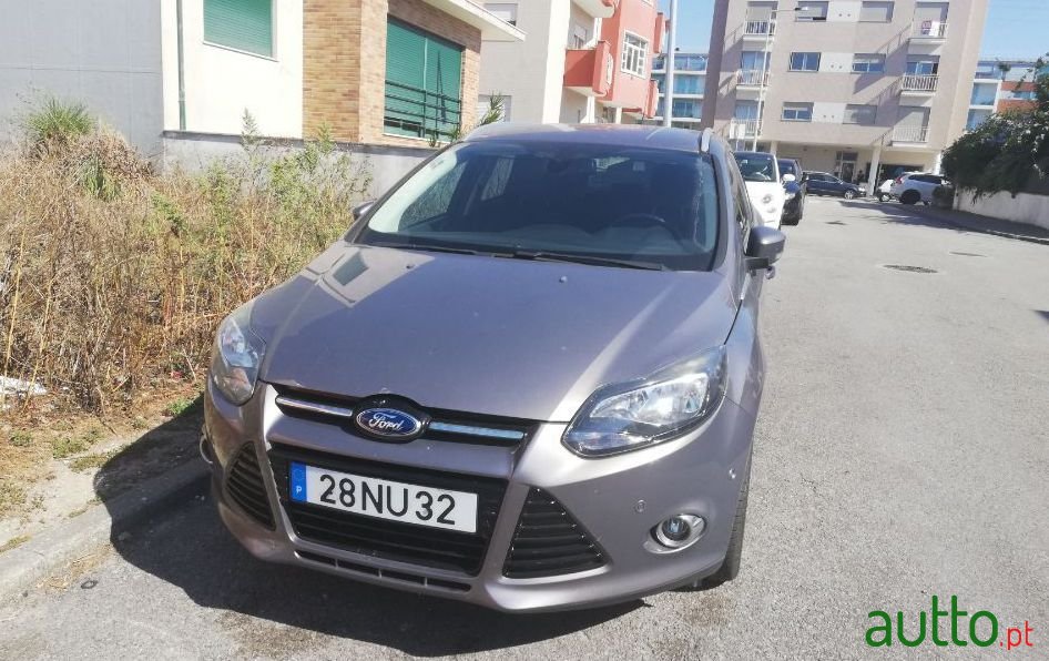 2013' Ford Focus Sw photo #2