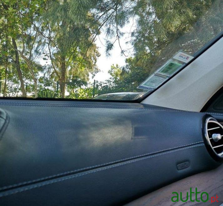 2015' Mercedes-Benz E-220 Executive Pilot photo #1