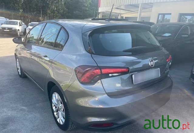 2019' Fiat Tipo 1.3 M-Jet Lounge photo #5