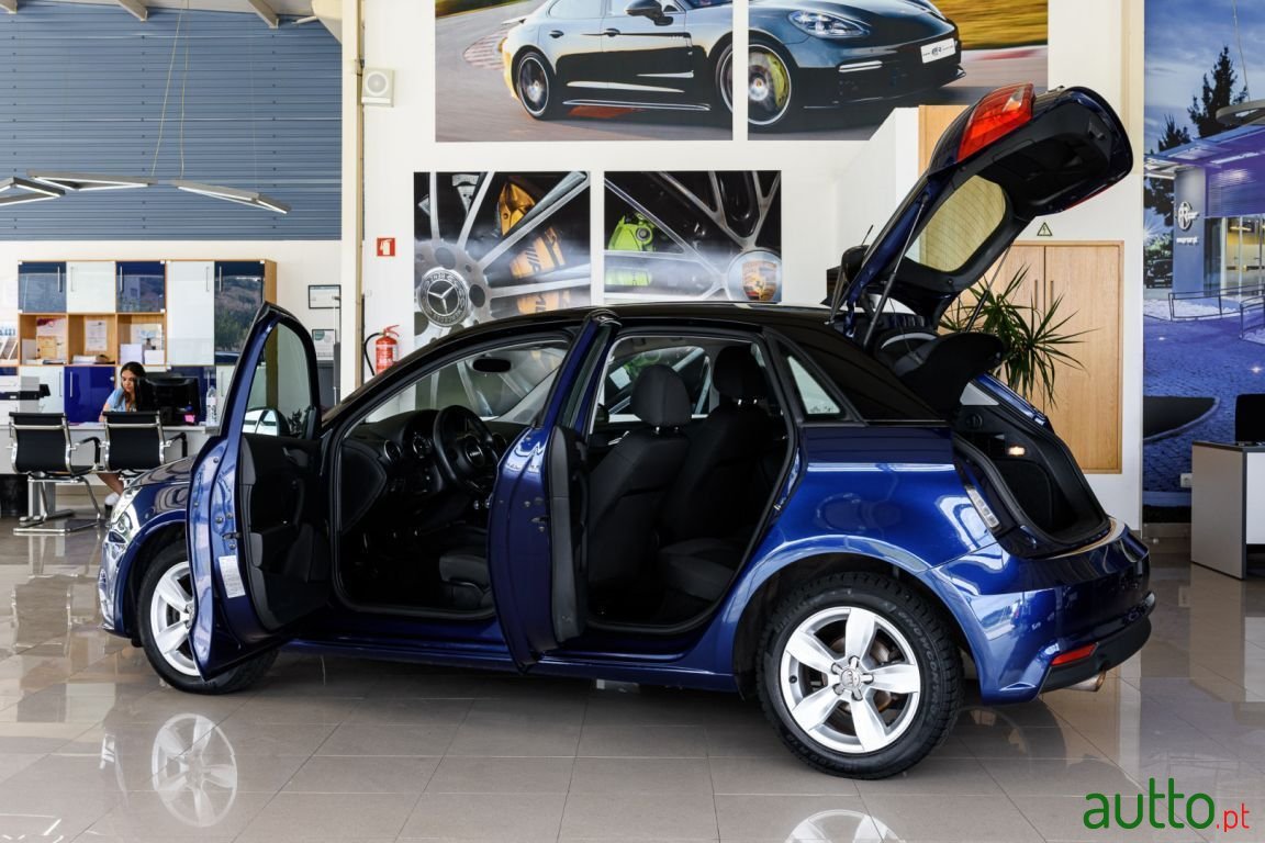 2018' Audi A1 Sportback photo #4