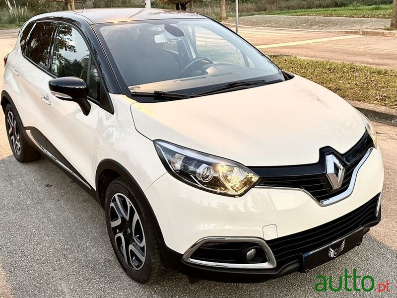 2014' Renault Captur photo #2