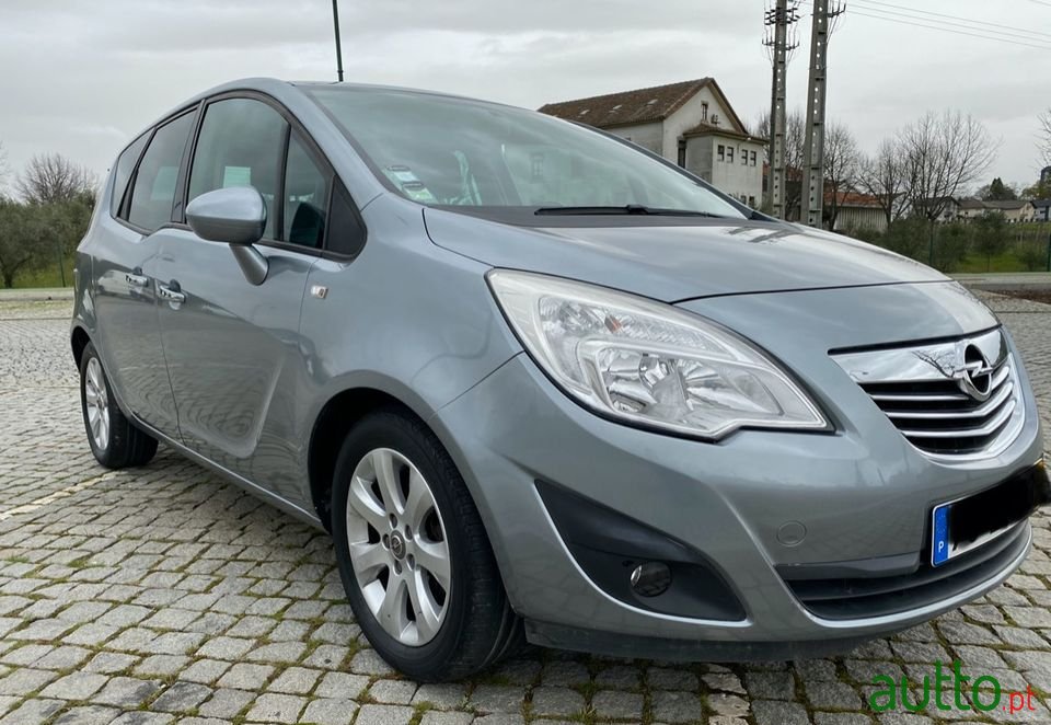 2011' Opel Meriva photo #4