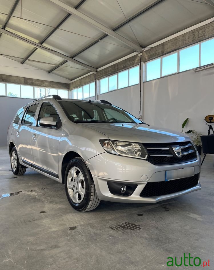 2015' Dacia Logan Mcv photo #1