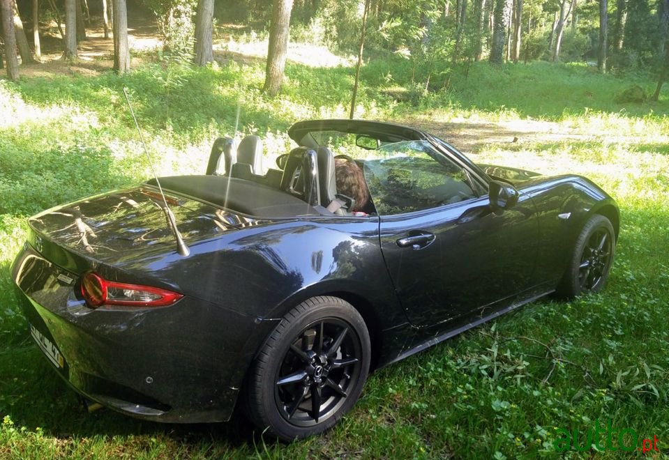 2015' Mazda MX-5 photo #2