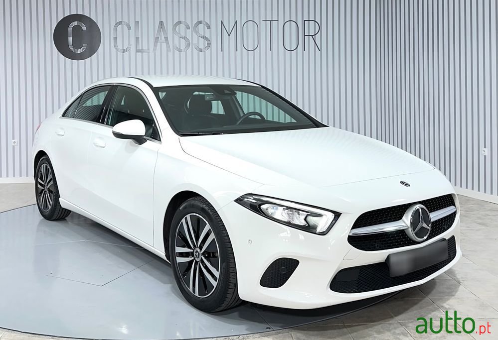 2020' Mercedes-Benz Classe A D Style Plus photo #3