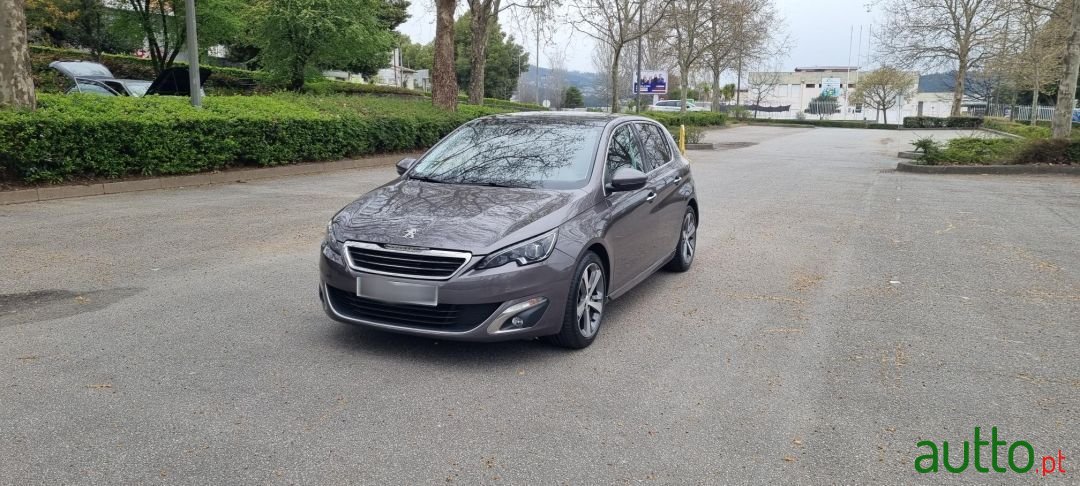 2014' Peugeot 308 photo #1