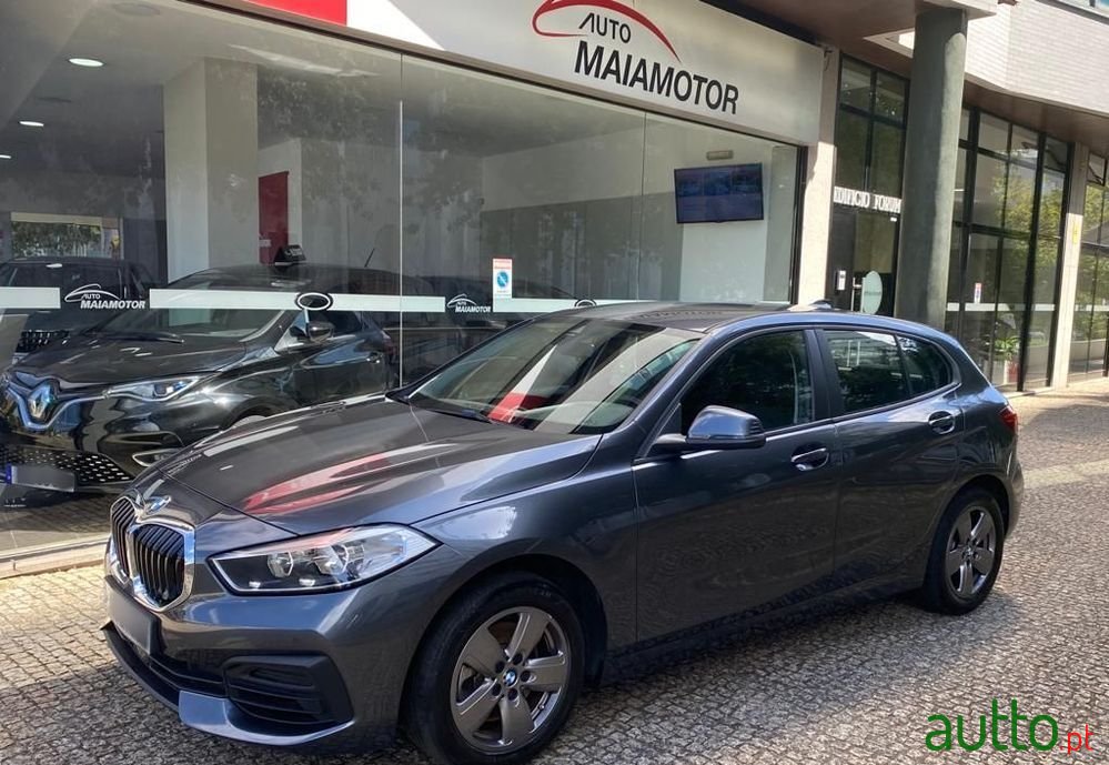 2020' BMW 118 photo #1
