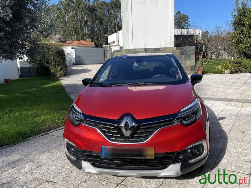 2019' Renault Captur photo #3