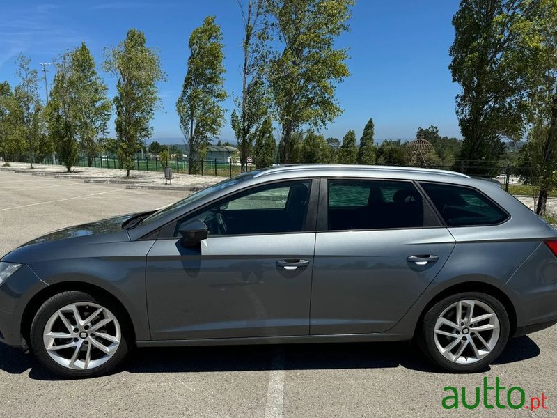 2014' SEAT Leon St photo #2