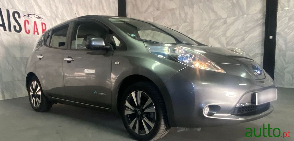 2016' Nissan Leaf Tekna 30 Kwh photo #3