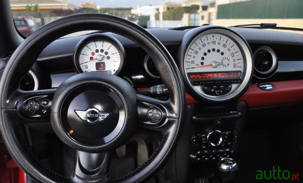 2012' MINI Cooper Ver-D photo #2