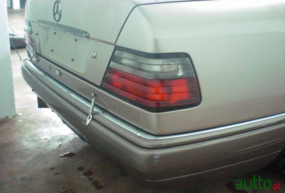 1993' Mercedes-Benz E-420 Sportline photo #3