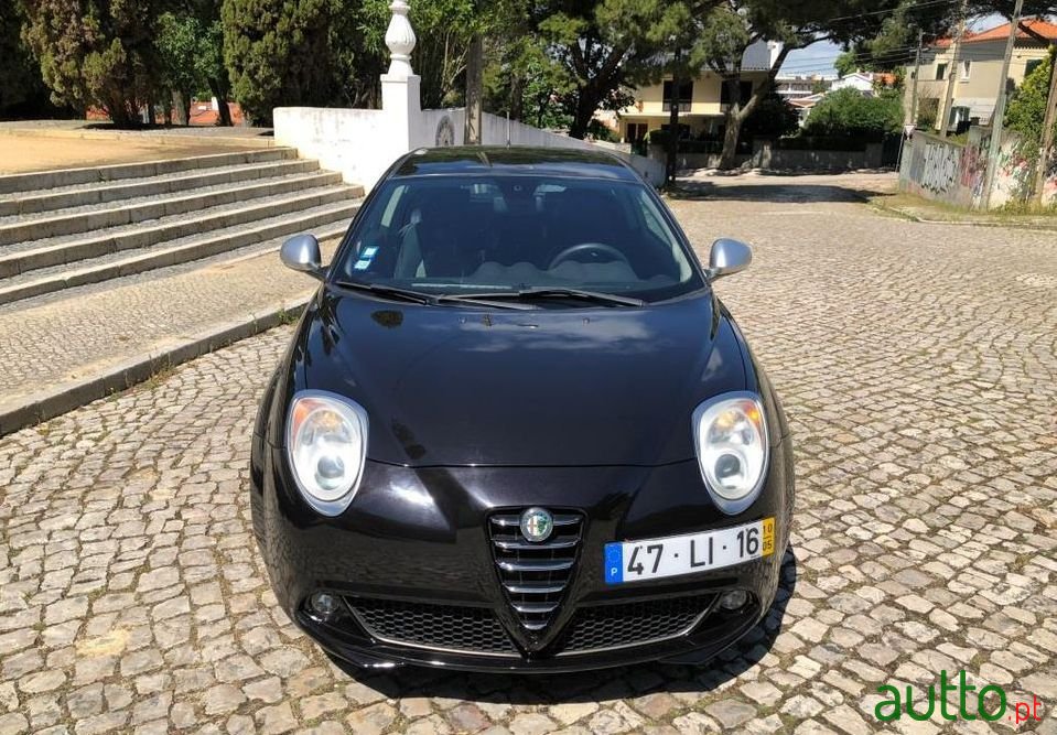 2010' Alfa Romeo MiTo photo #2