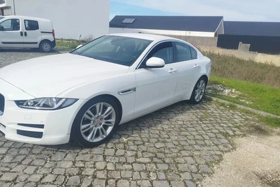 2015' Jaguar XE 2.0 D Prestige Aut.