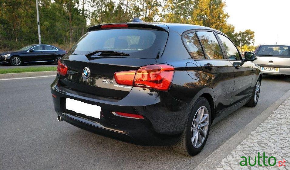 2015' BMW 116 Efficiente Dynamics photo #1