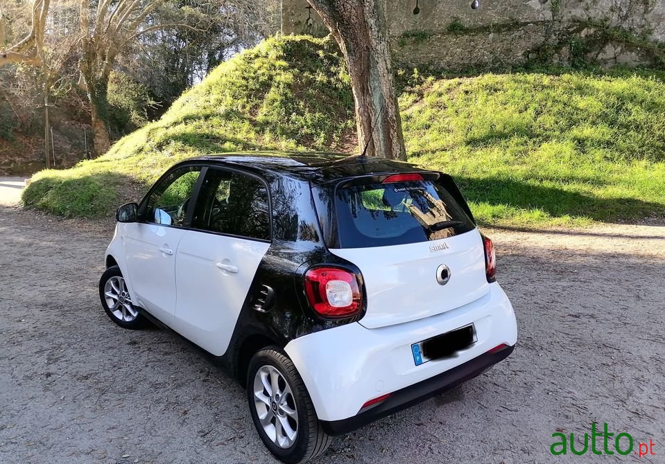2016' Smart Forfour photo #3
