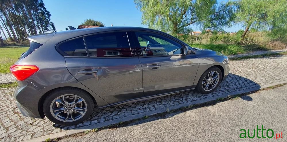 2019' Ford Focus photo #2