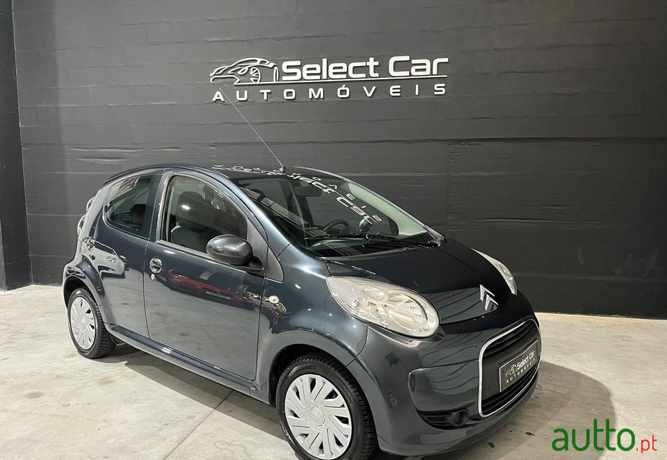 2010' Citroen C1 photo #2