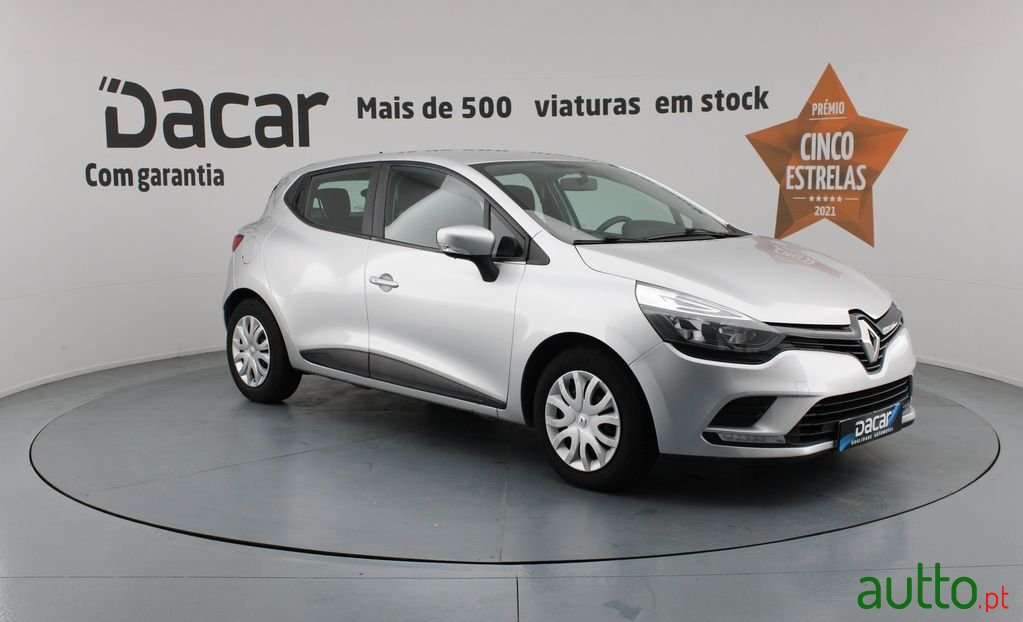 2018' Renault Clio photo #1