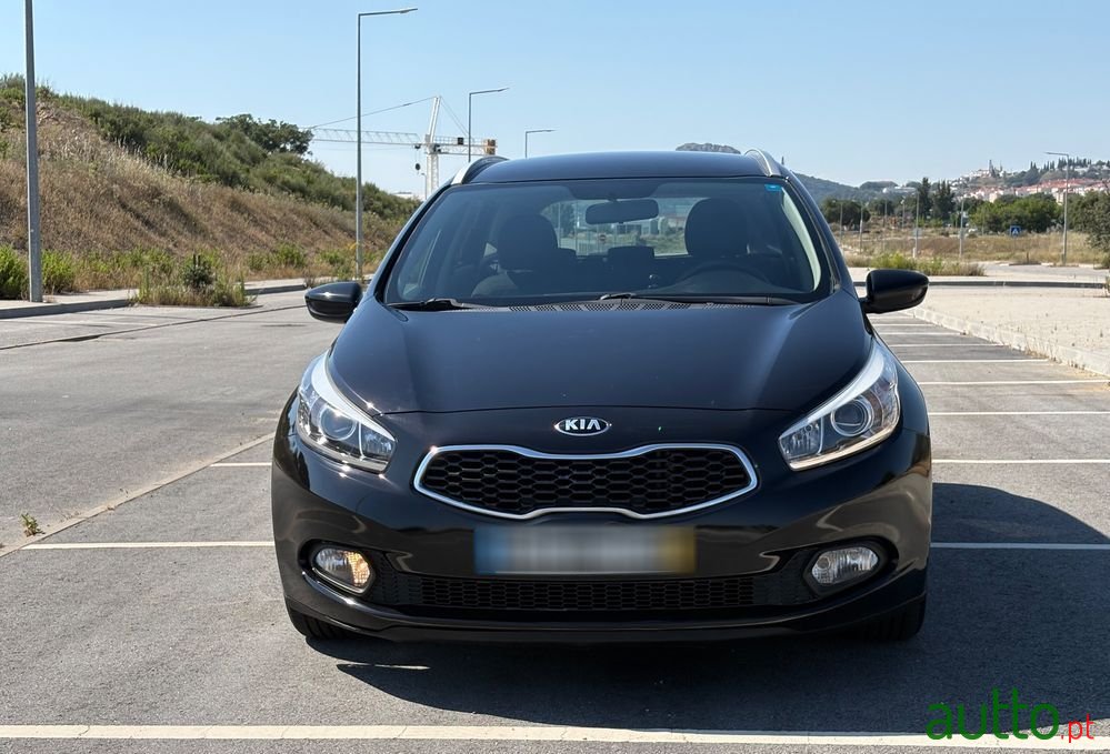 2013' Kia Ceed Sw photo #3