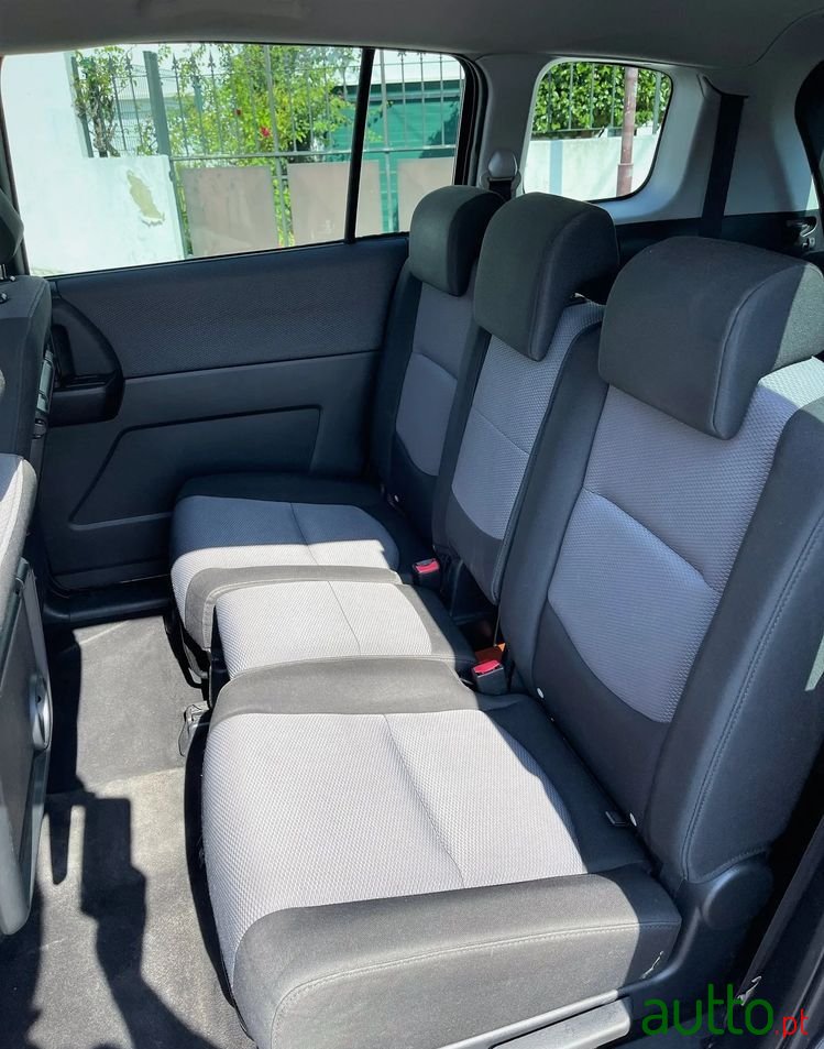 2006' Mazda 5 Mzr-Cd 2.0 Sport photo #6