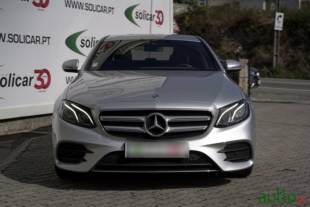 2017' Mercedes-Benz E-220 photo #5