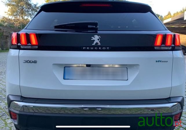 2020' Peugeot 3008 photo #3