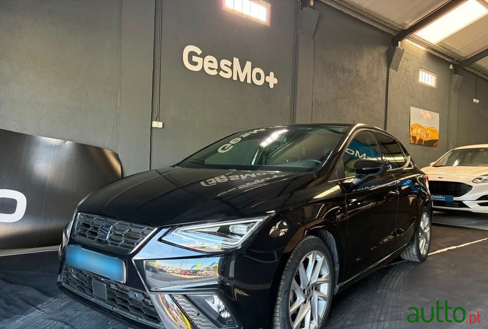 2024' SEAT Ibiza 1.0 Tsi Fr photo #1