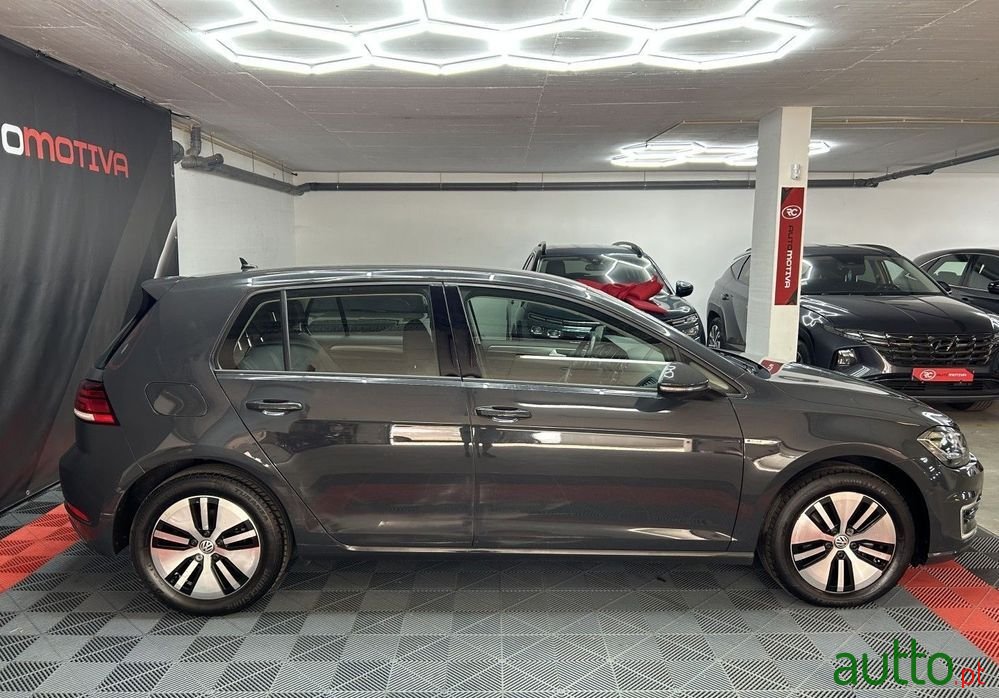 2020' Volkswagen e-Golf Ac/Dc photo #4