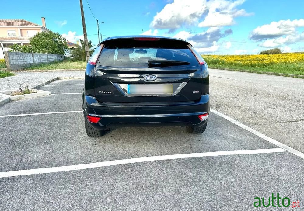 2009' Ford Focus photo #6