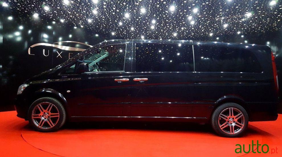 2012' Mercedes-Benz 122 CDI 3.0 V6 photo #2