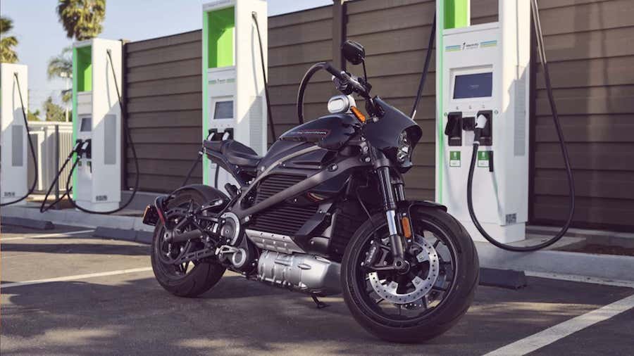 UK Rolls Out £650 Million in EV Incentives, But Two-Wheelers Are Left Out