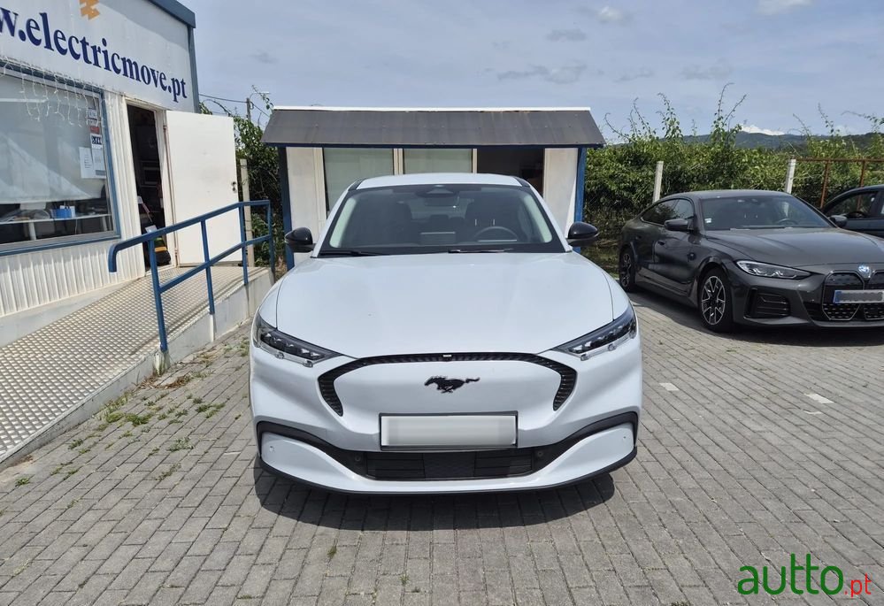 2024' Ford Mustang Mach-E photo #3