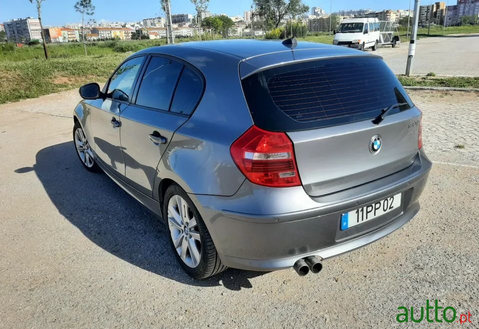 2010' BMW 120 photo #3