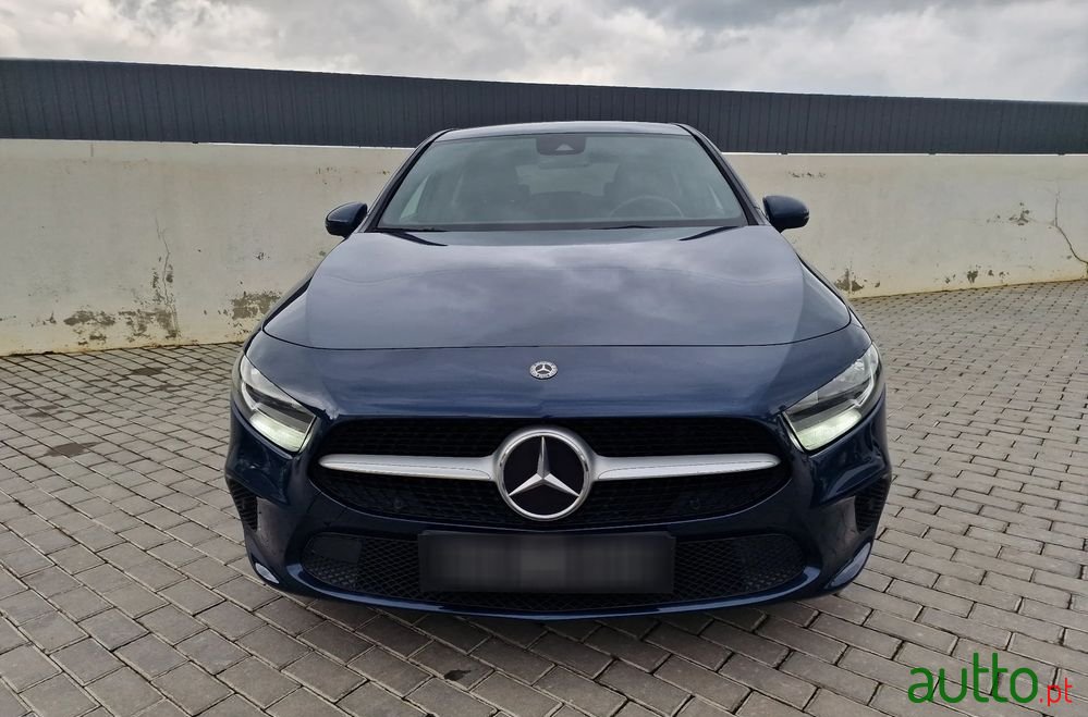 2019' Mercedes-Benz Classe A photo #2