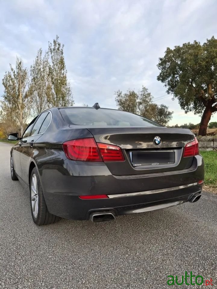 2013' BMW Série 5 photo #4