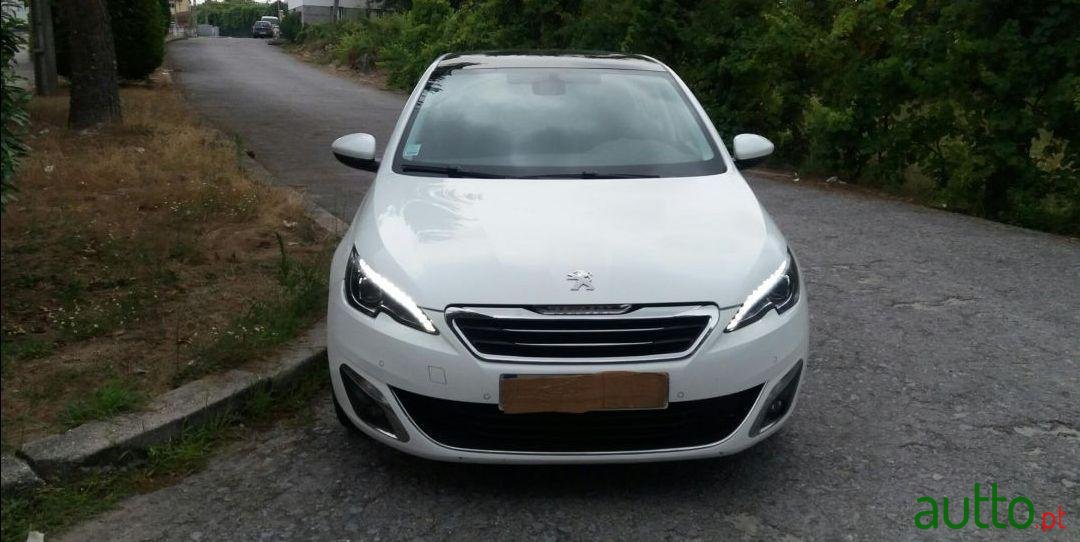 2014' Peugeot 308 Allure 120Cv photo #2