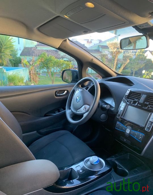 2017' Nissan Leaf photo #5