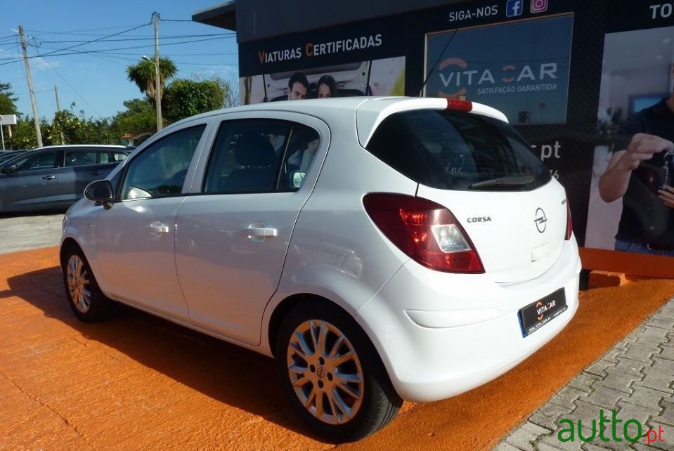 2008' Opel Corsa photo #5