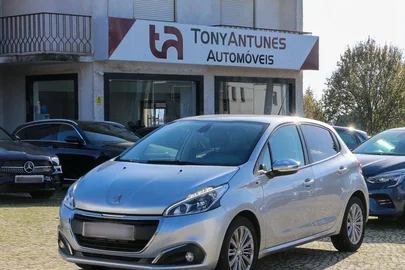 2016' Peugeot 208 1.6 Bluehdi Style