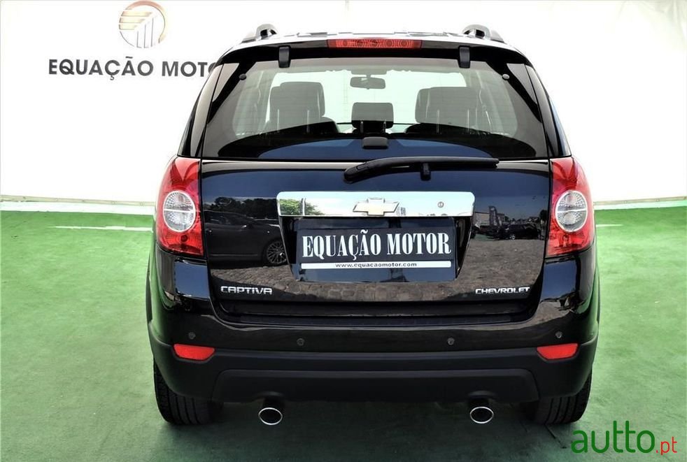 2009' Chevrolet Captiva photo #5