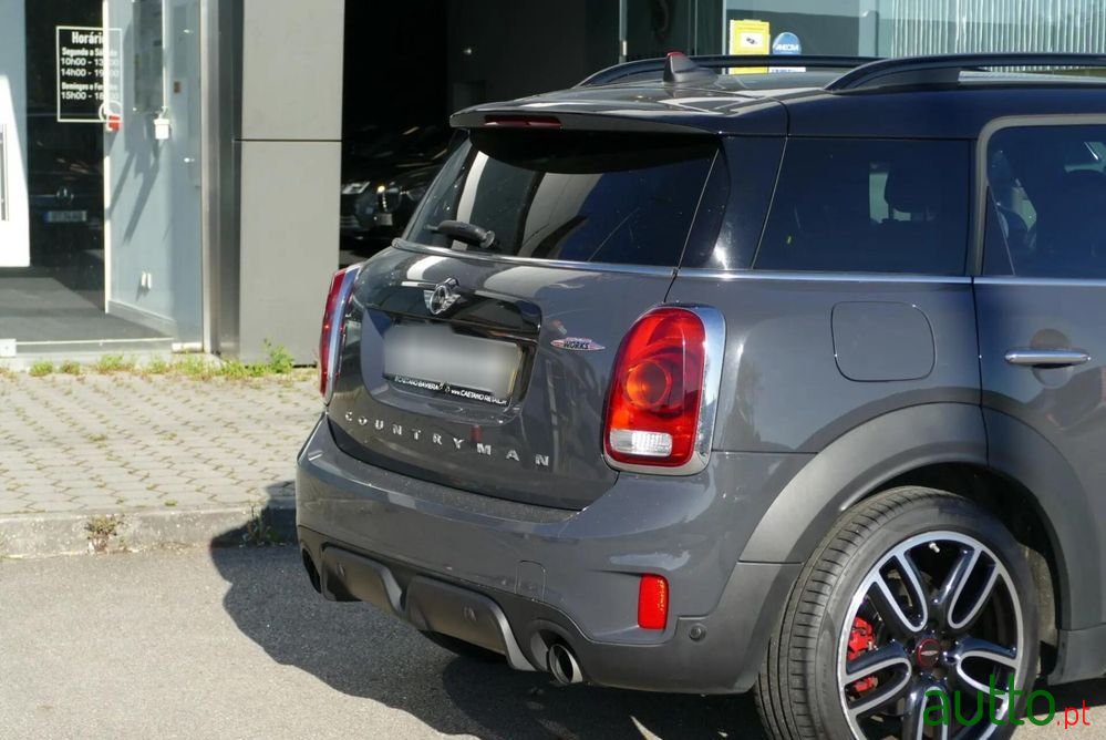 2018' MINI Countryman John Cooper Works photo #5