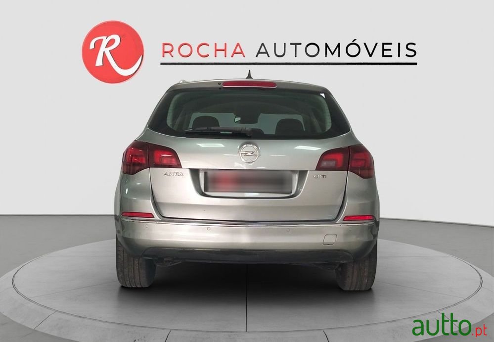 2014' Opel Astra Sports Tourer photo #4