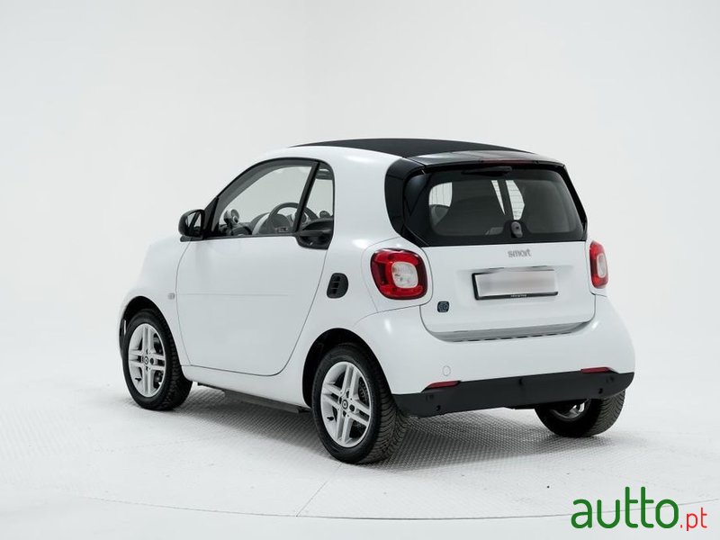 2020' Smart Fortwo photo #4