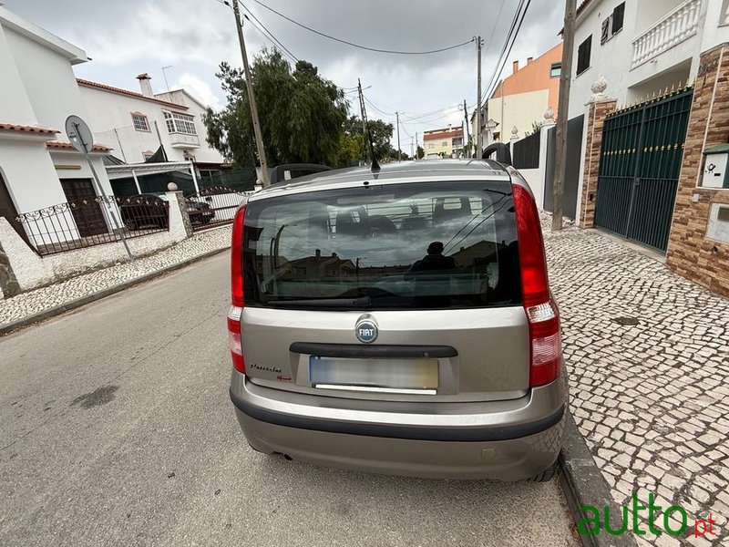 2005' Fiat Panda photo #2