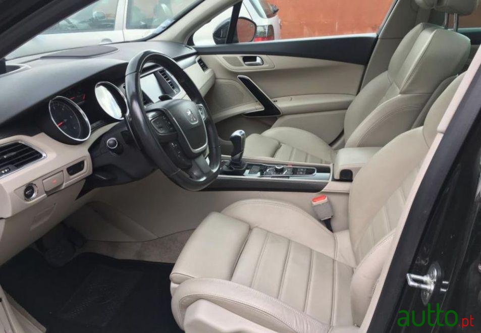 2011' Peugeot 508 Sw photo #3