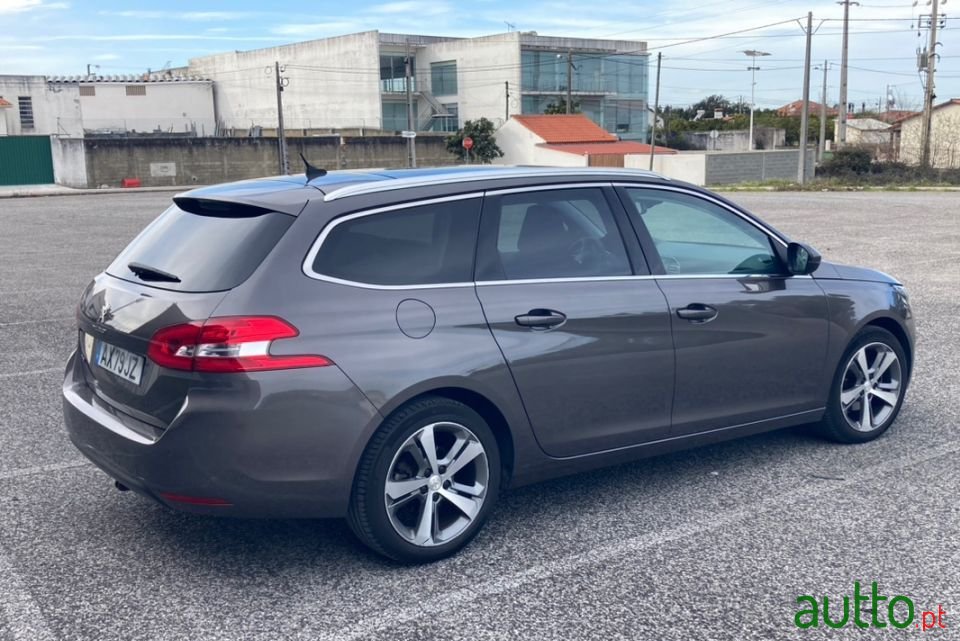 2015' Peugeot 308 Sw photo #4