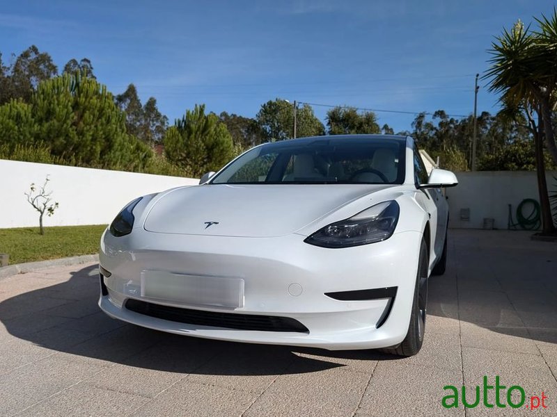 2021' Tesla Model 3 photo #2