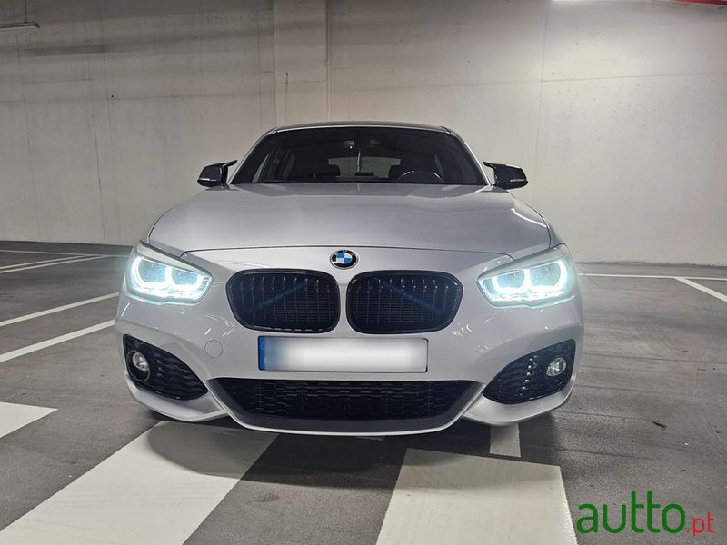 2015' BMW 118 D Pack M photo #3