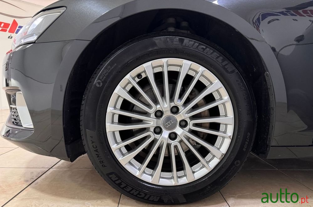 2019' Audi A6 Avant photo #4